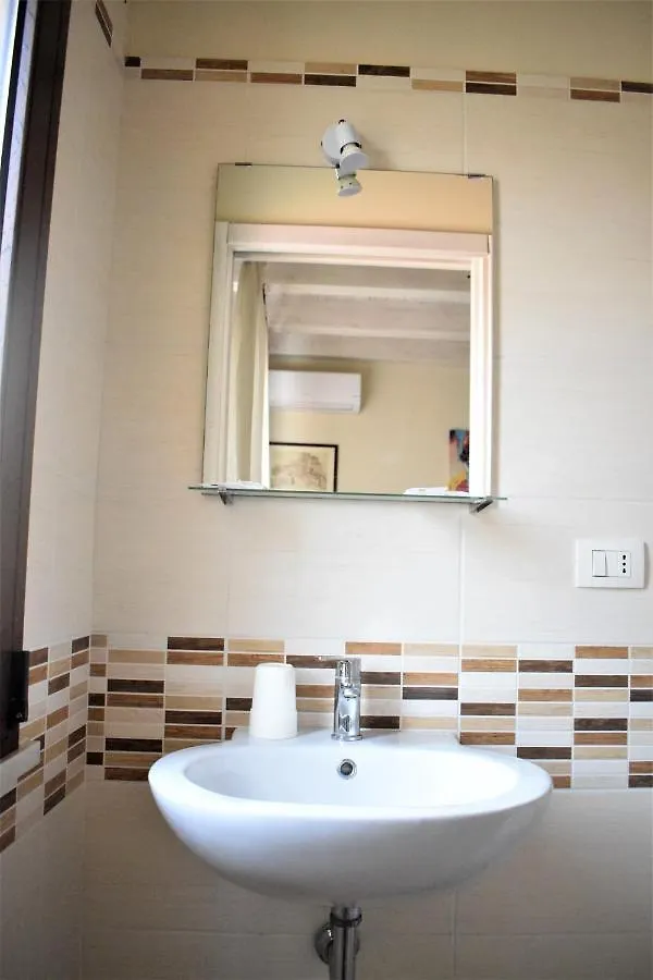 B&B Certe Notti Агридженто 2*,